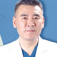 何晉龍